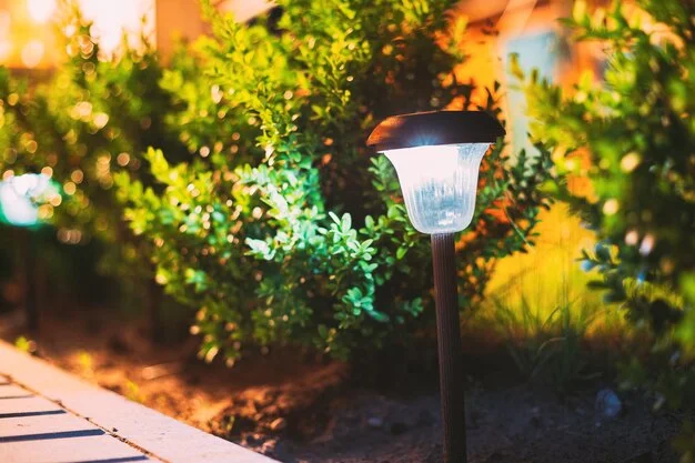 How to Clean Solar Lights